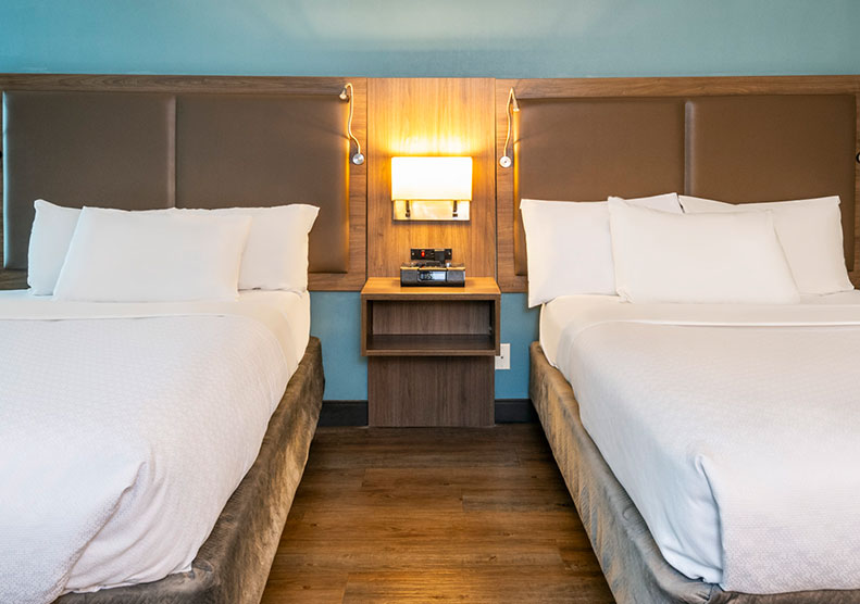 Two Double Bed with Kitchen 