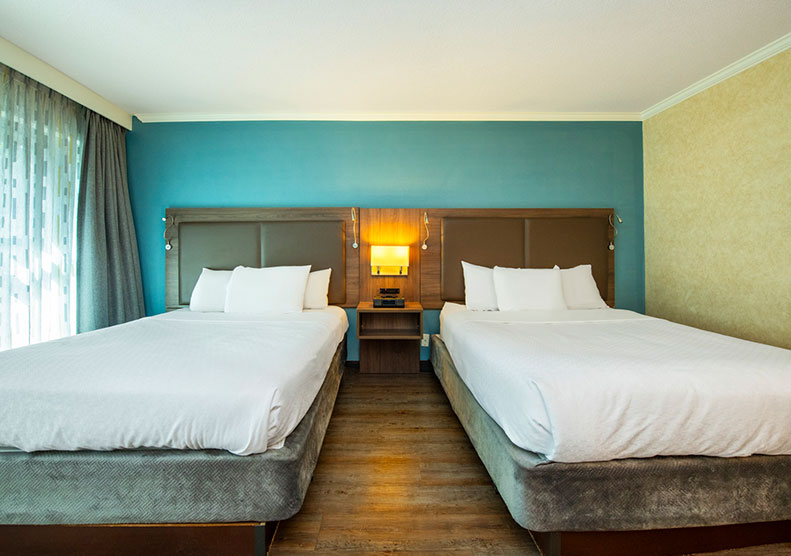 Two Double Bed with Kitchen 